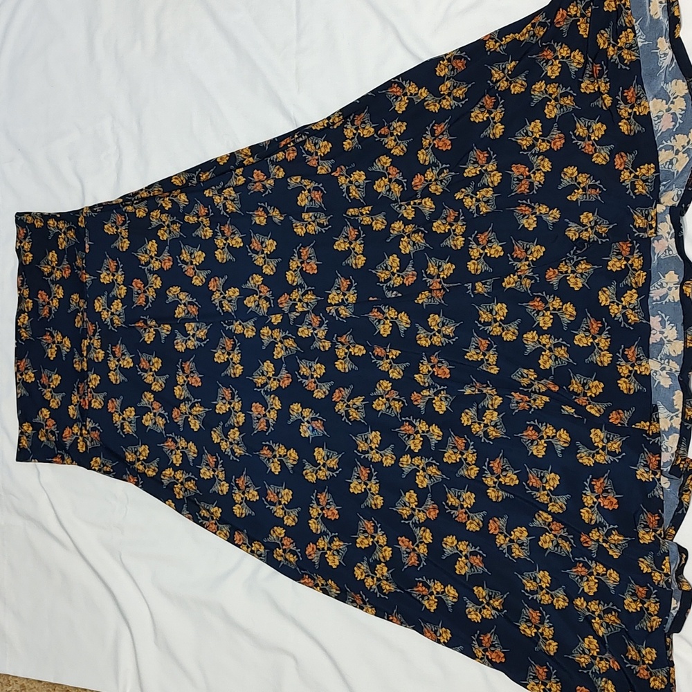 LuLaRoe Maxi Skirt - M